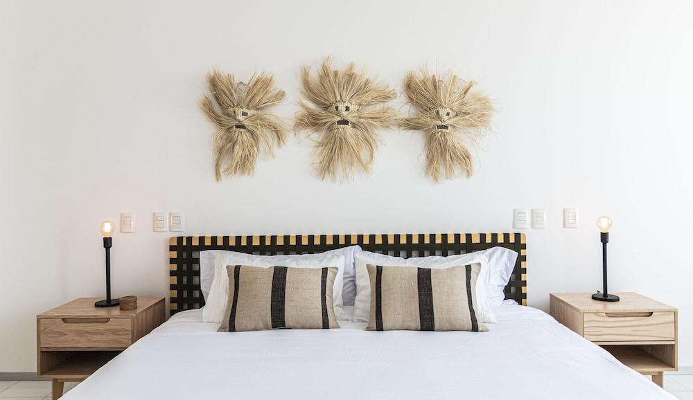 Casa Reforma by Kukun