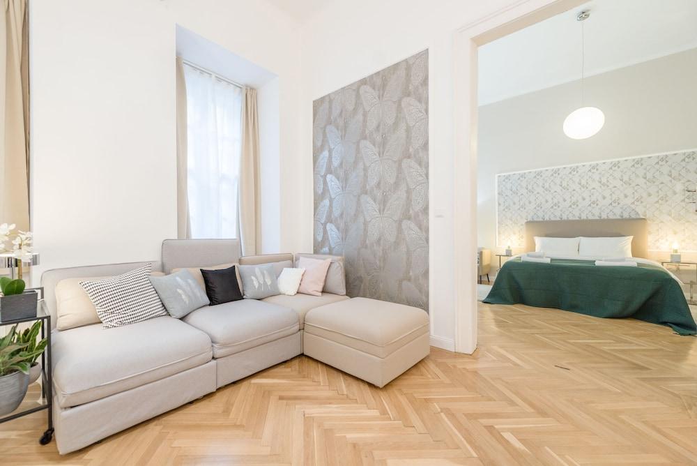 Venus Apartments - King Street I 1