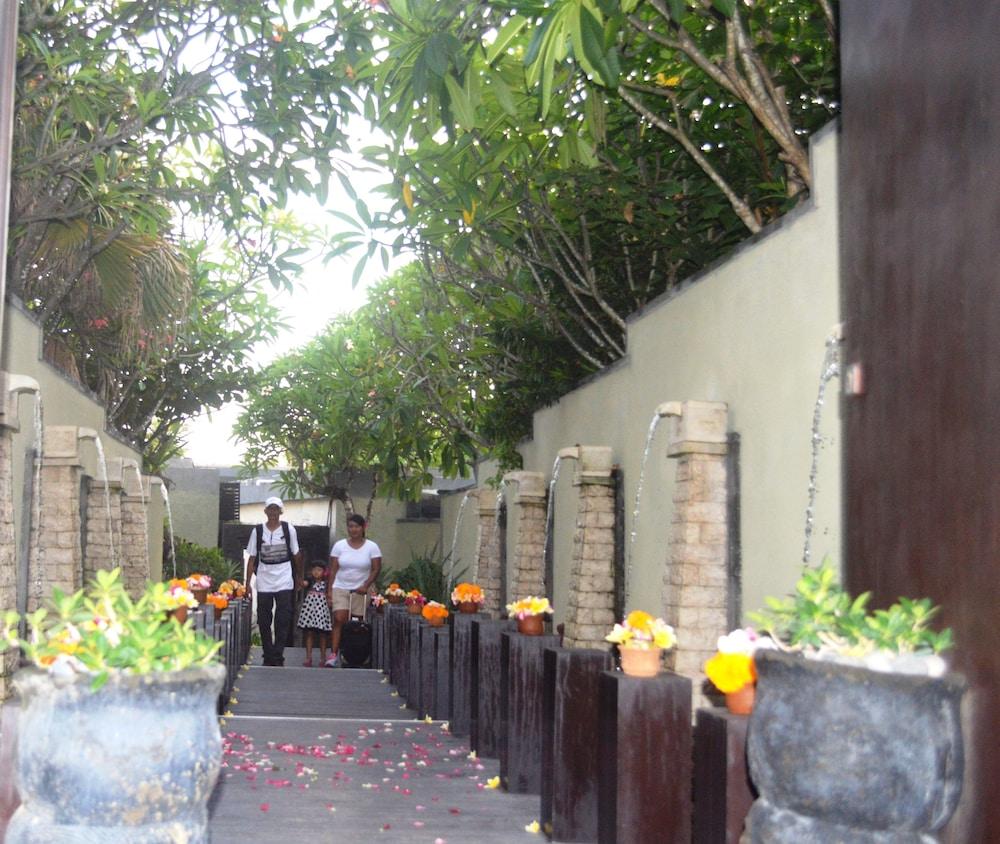 Pandawa Beach Villas & SPA 1