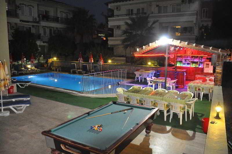 Club Ege Apart Hotel