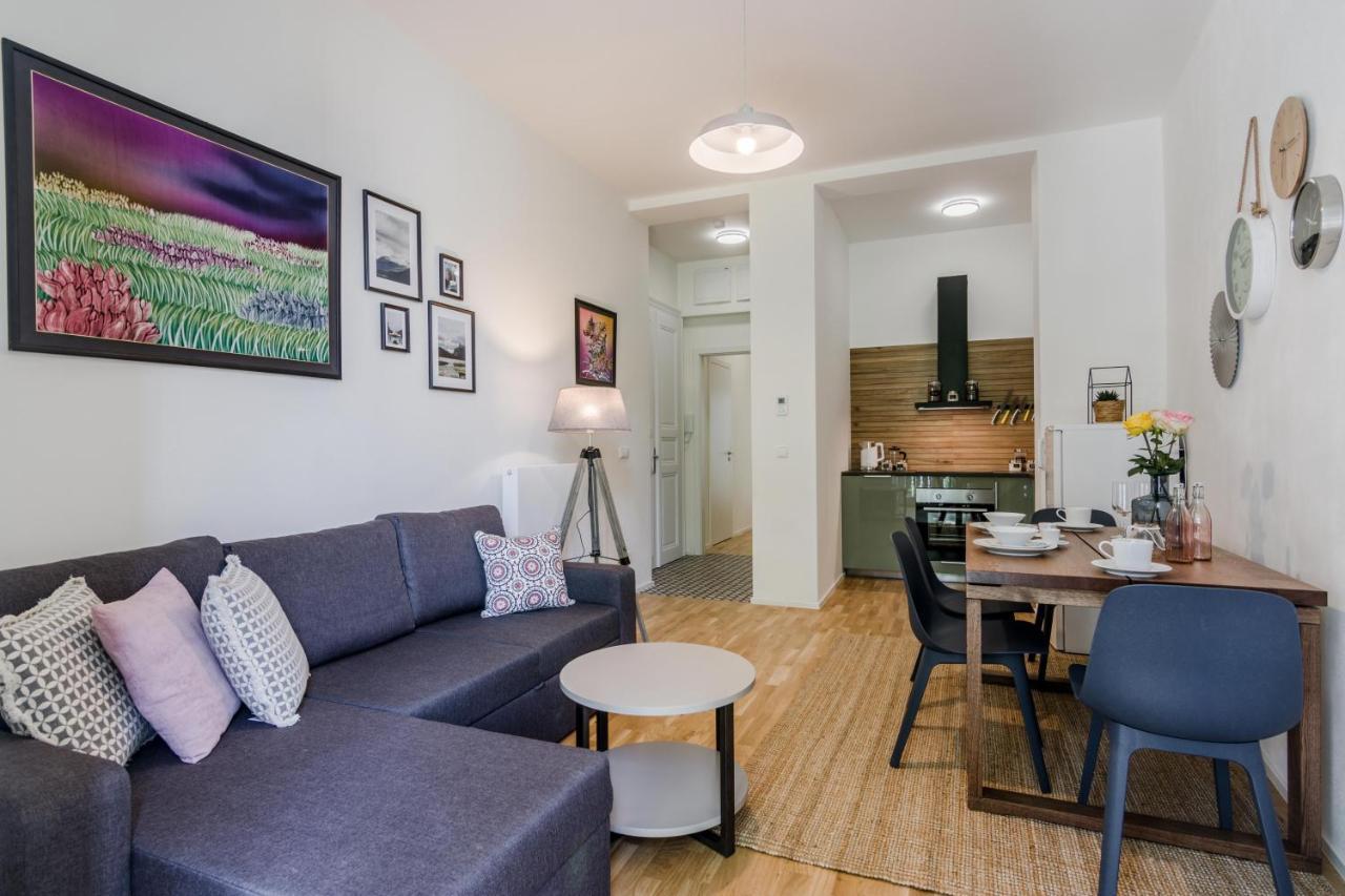 Zizkov Apt Prague by Michal&Friends 2