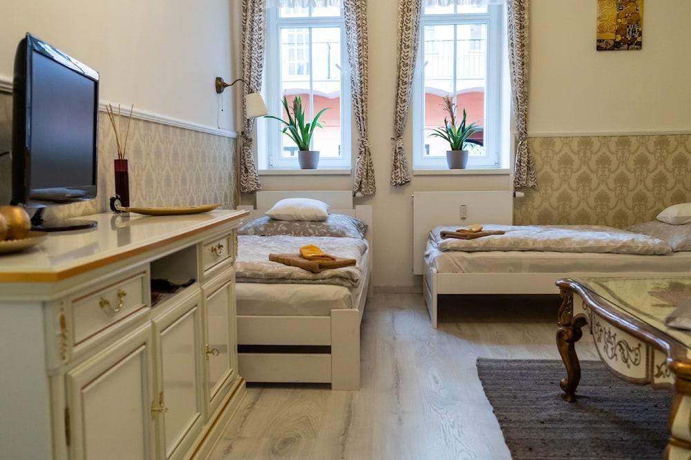 Studio Near Congress Centre Ii.