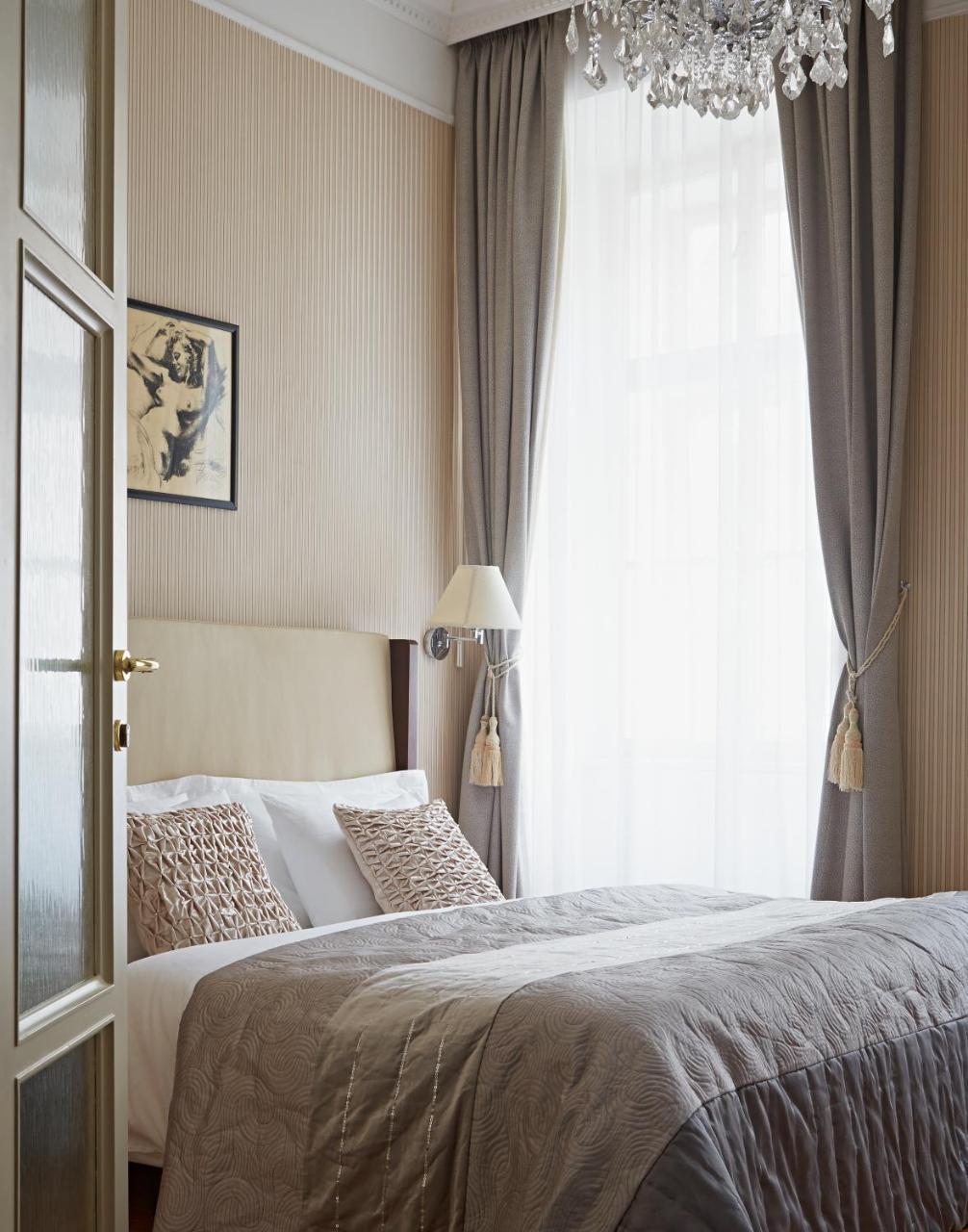 Almandine Apartments 2