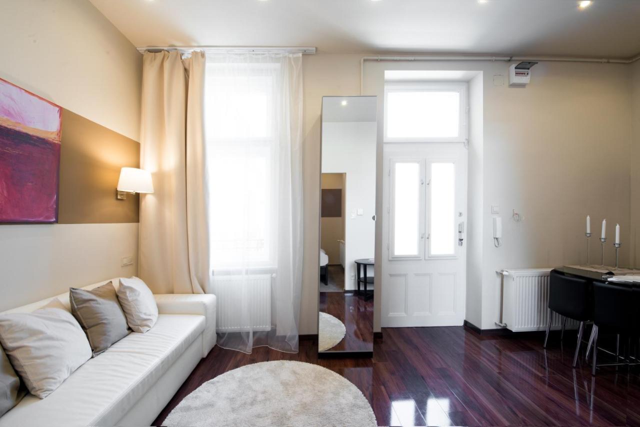 Little Boss Apartment 2