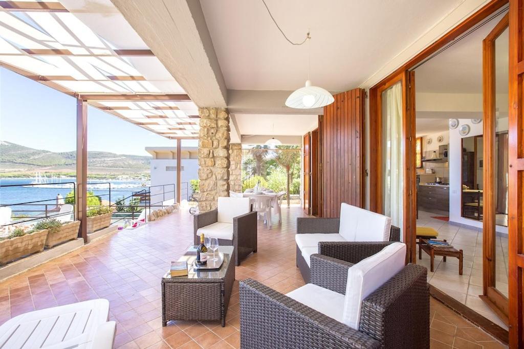 Villa Flavia Direttamente Sul Mare Con Terrazza Incantevole Per 6 Persone 2