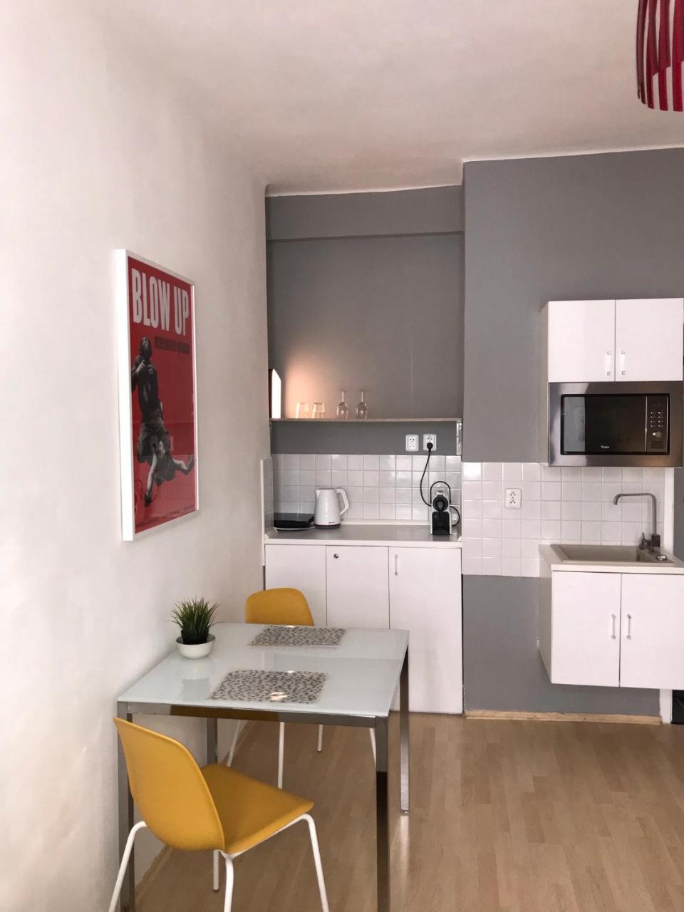 Stylish, Cosy Studio in the Heart of Prague 2