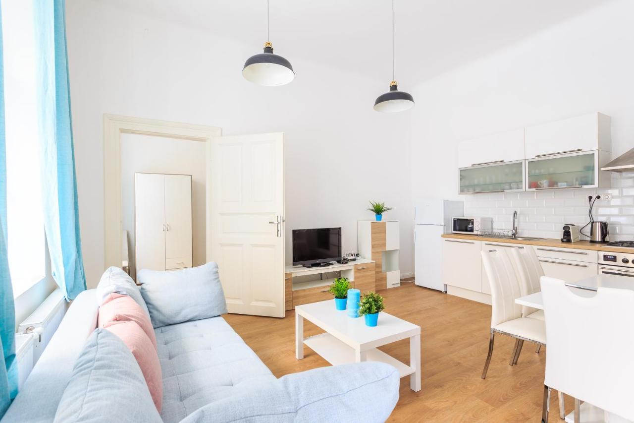 New - Super Nice Super Central