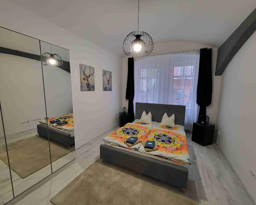 Apartment Near Congress Centre I.