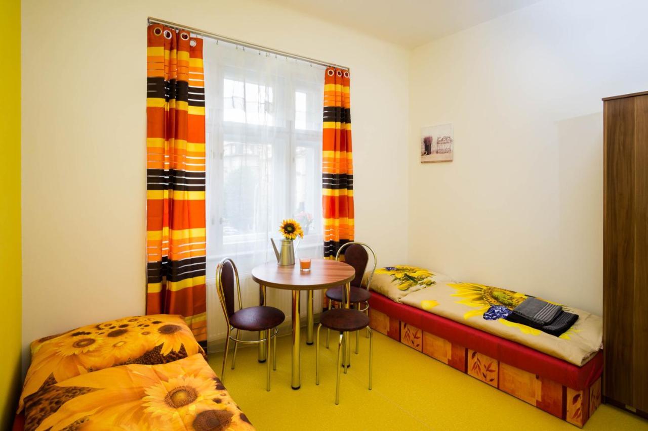 Apartment Four Year Seasons - Walkable To Centre, Metro And Riverside 2