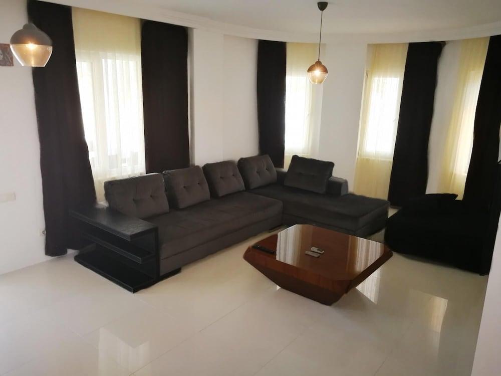 Marvelous Villa with Private Pool in Antalya 2