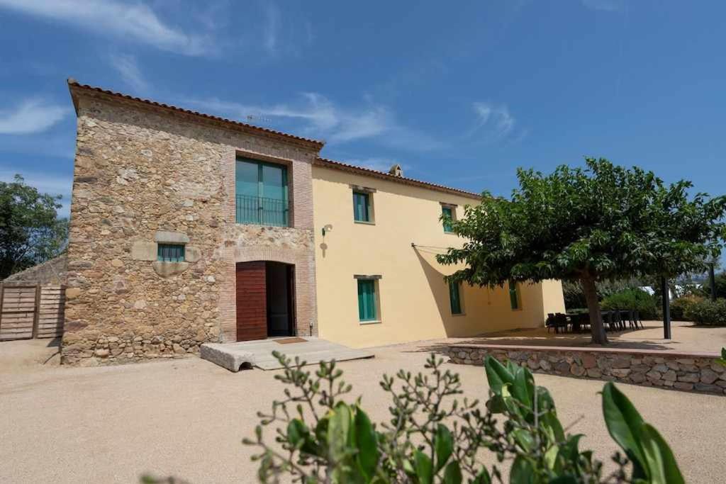 Masia Rural Cerca Costa Brava Para 30 1