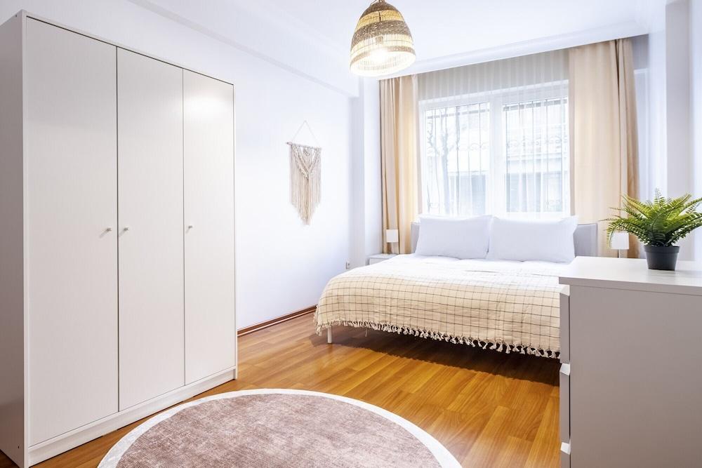 Magnificent Flat with Central Location in Sisli