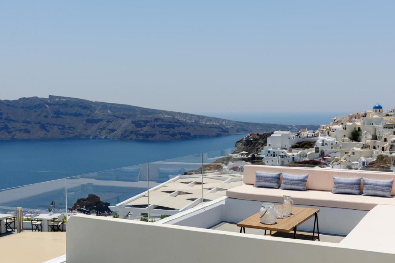 Enalion White Suites Oia 1