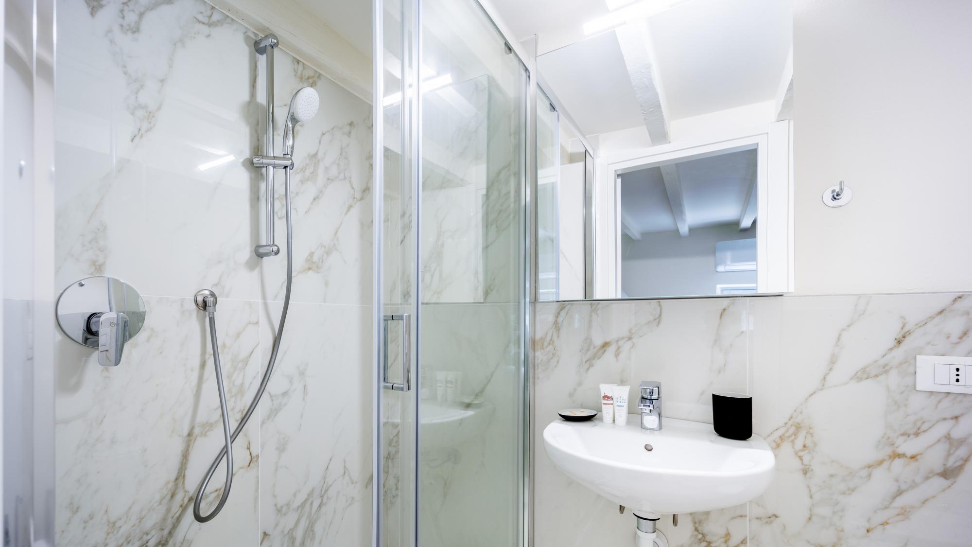 Italianway - the B Village Standard - M7 2