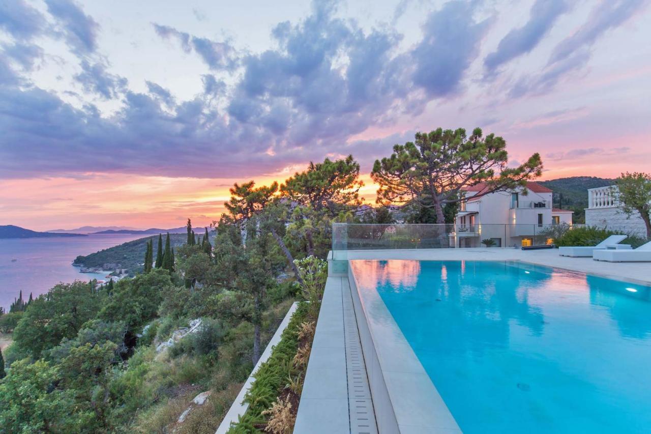 Villa Gold Dubrovnik - 5 Bedroom Villa - Elegant And Stylish Furnishings - Sea Views