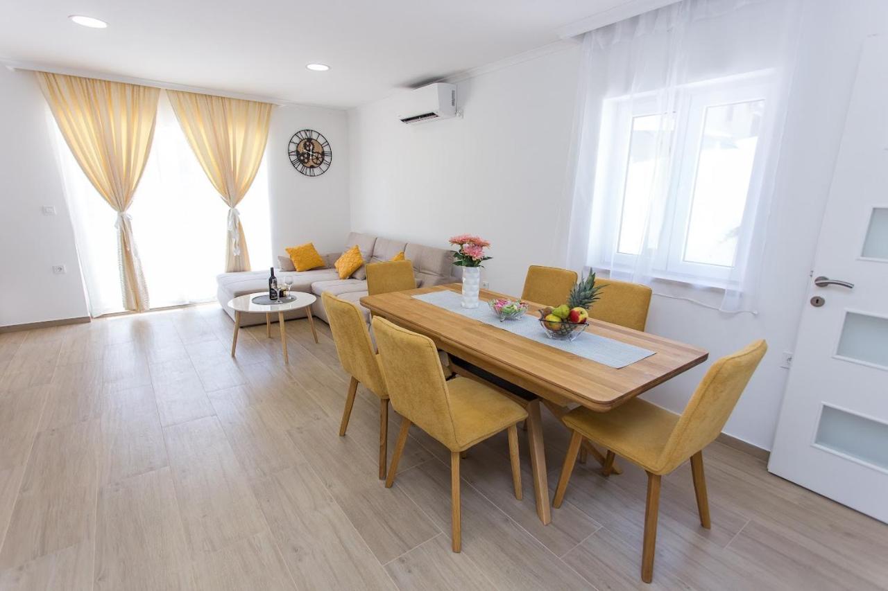 Holiday House Sea la Vie 1