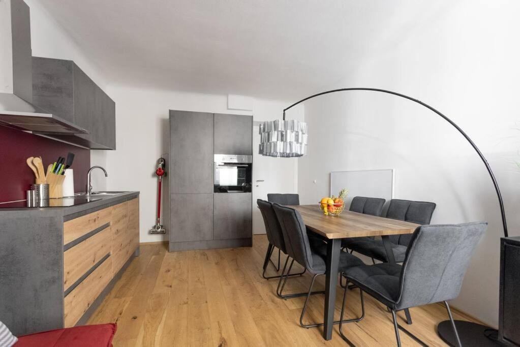 New Shalalaliving Vienna - Lovely Family Home Near Schonbrunn - Pg 1