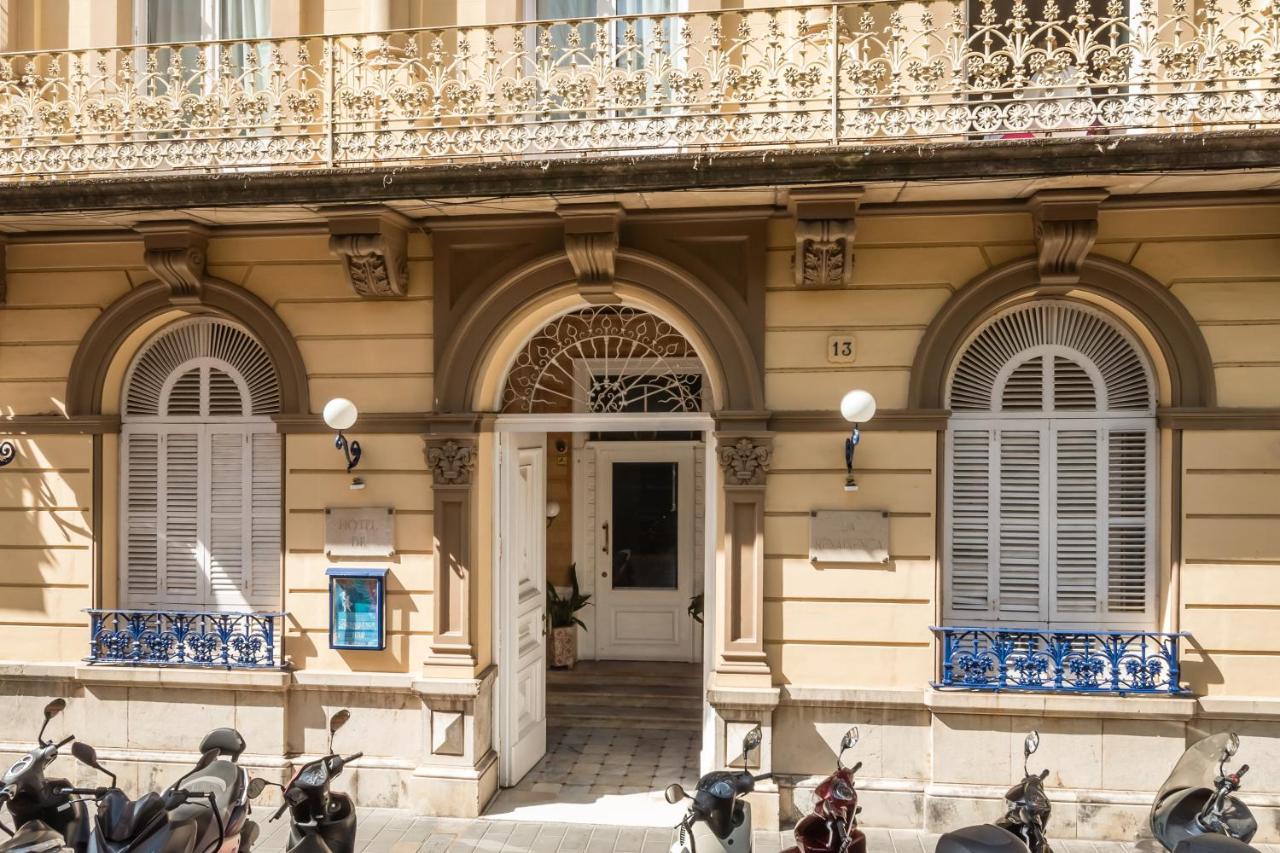 Hotel Medium Renaixenca 1