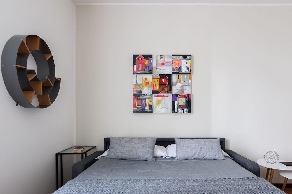 Home at Hotel - Dateo 1