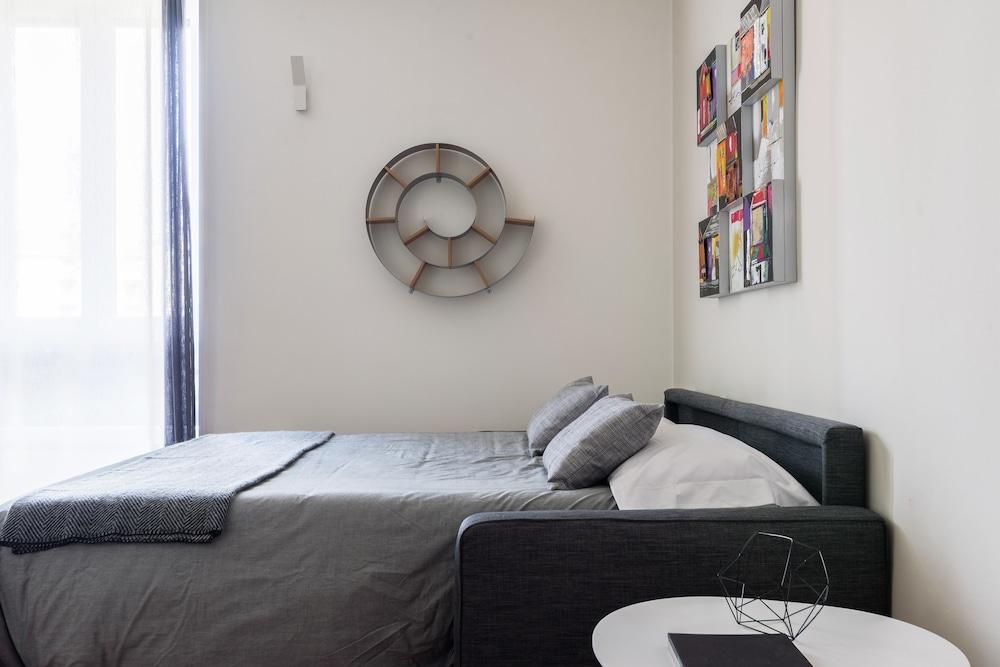 Home at Hotel - Dateo 2