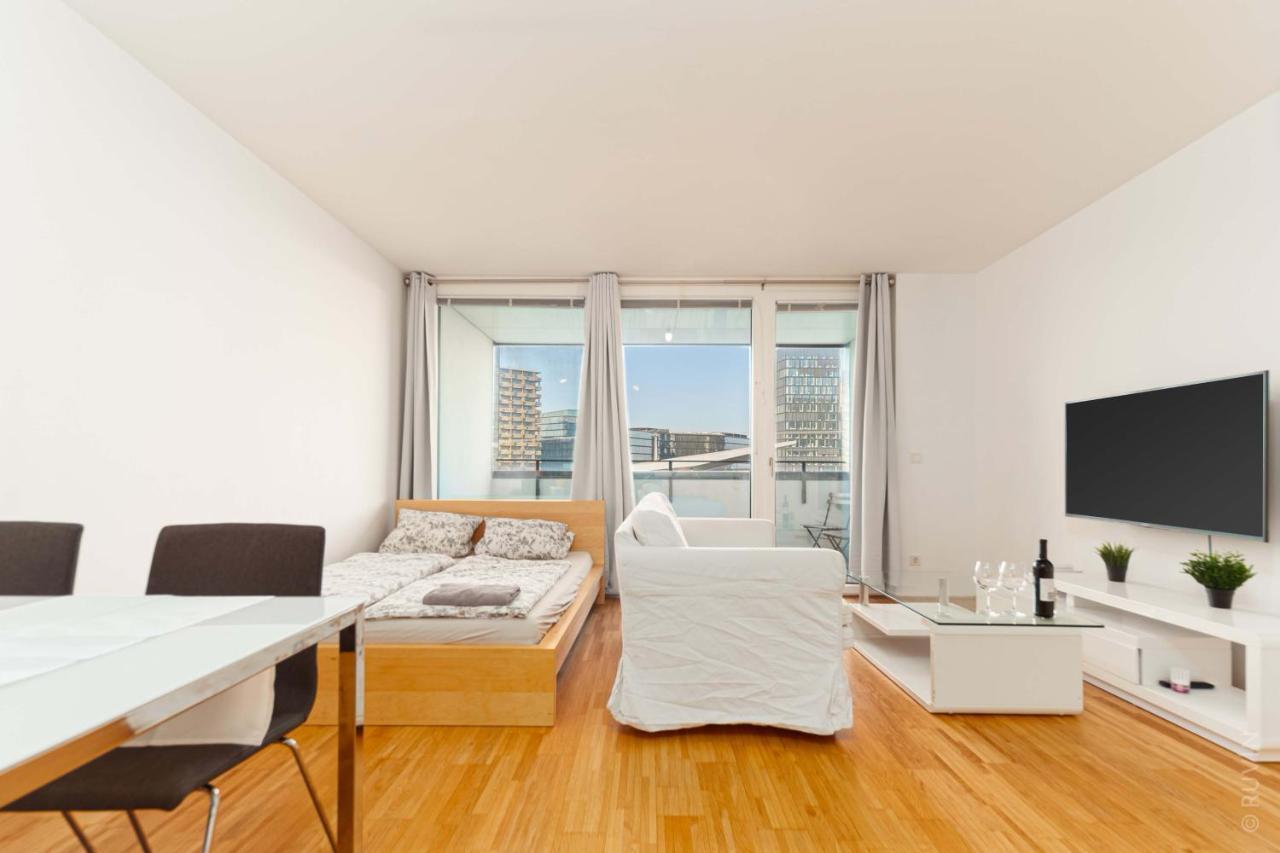 High Rise, Netflix, 2 Min To Main Station 2