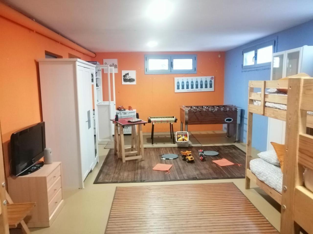 Villa Patio 23p Train Direct From Aeroport And Barcelona City 2