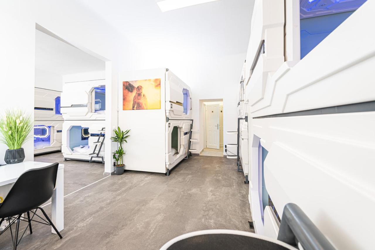 Space Home Apartment - City Hall (Adults Only)