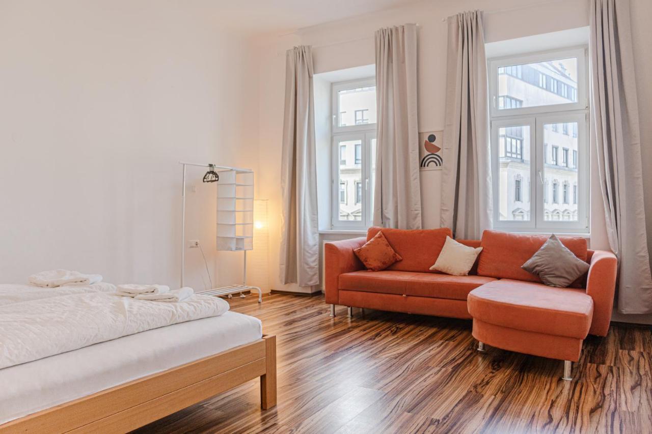 Special Vintage Viennese Apartment - 12min F Downtown 1
