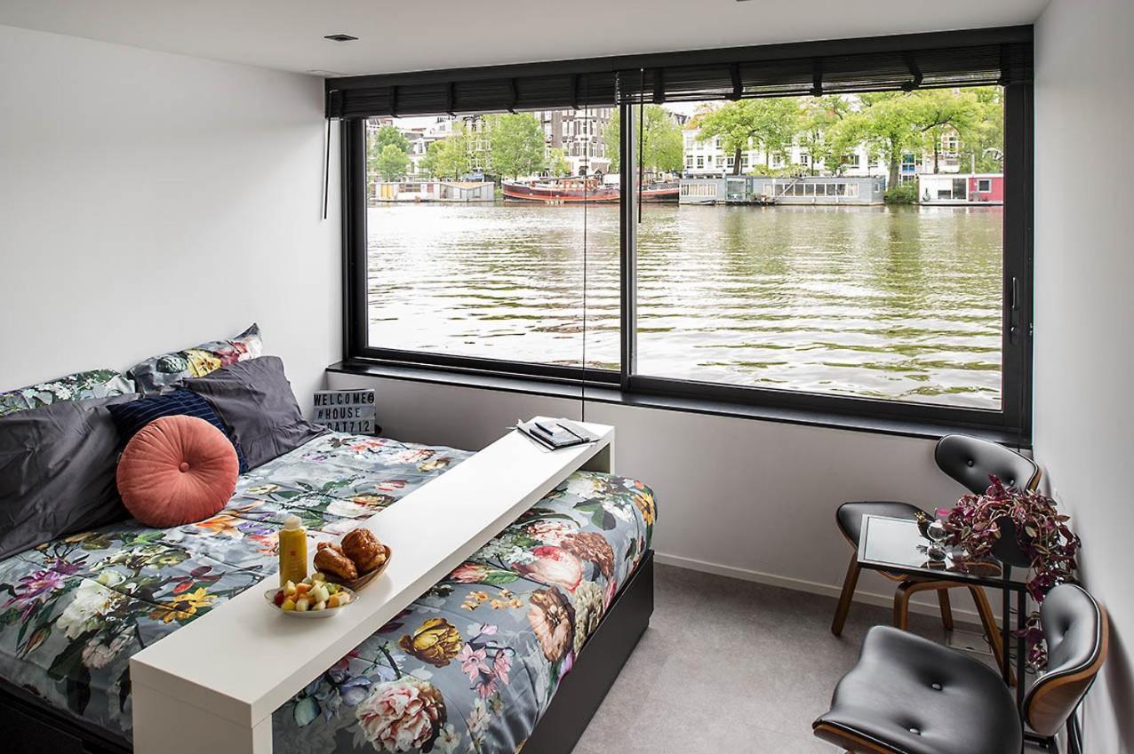 Houseboat Amsterdam - Room with a View (Adults Only)