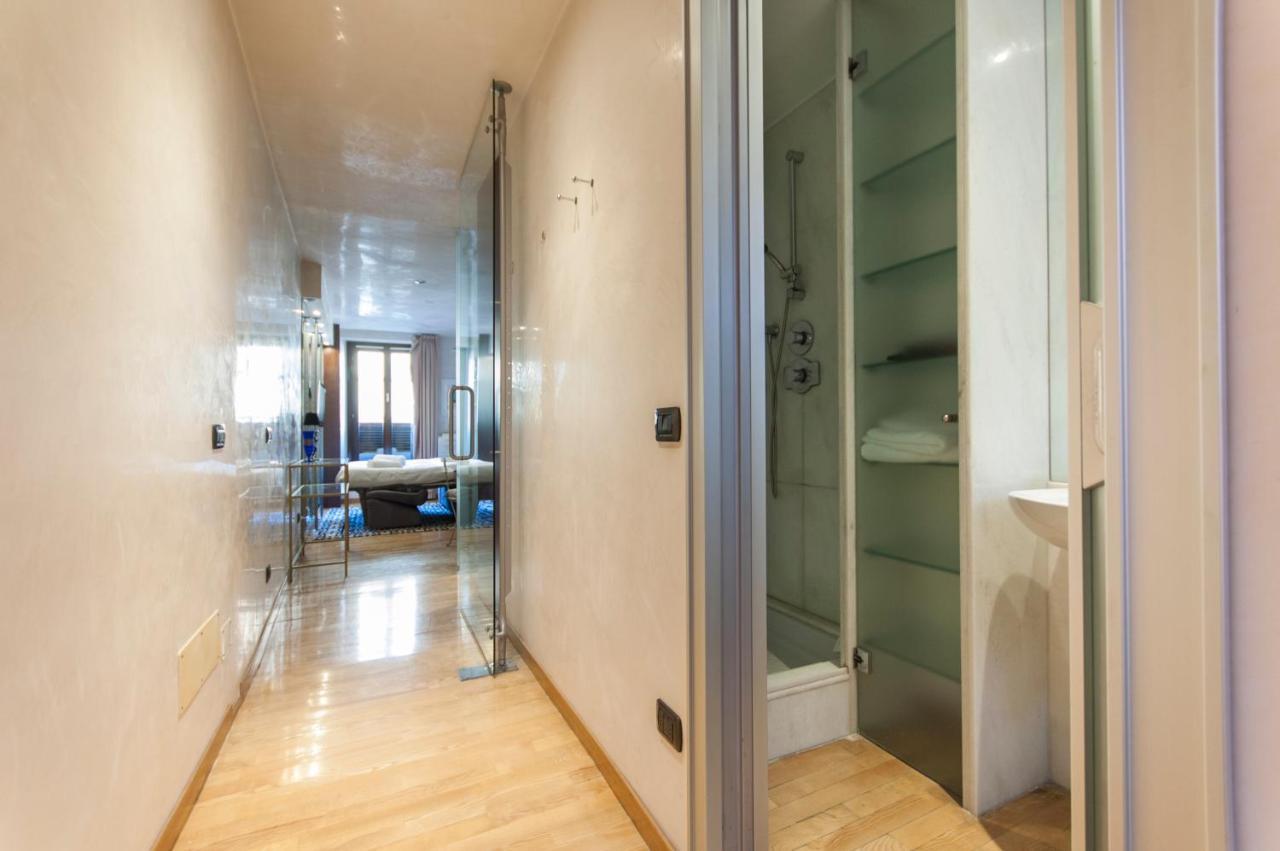 Youhosty - Disciplini 4 (Adults Only)