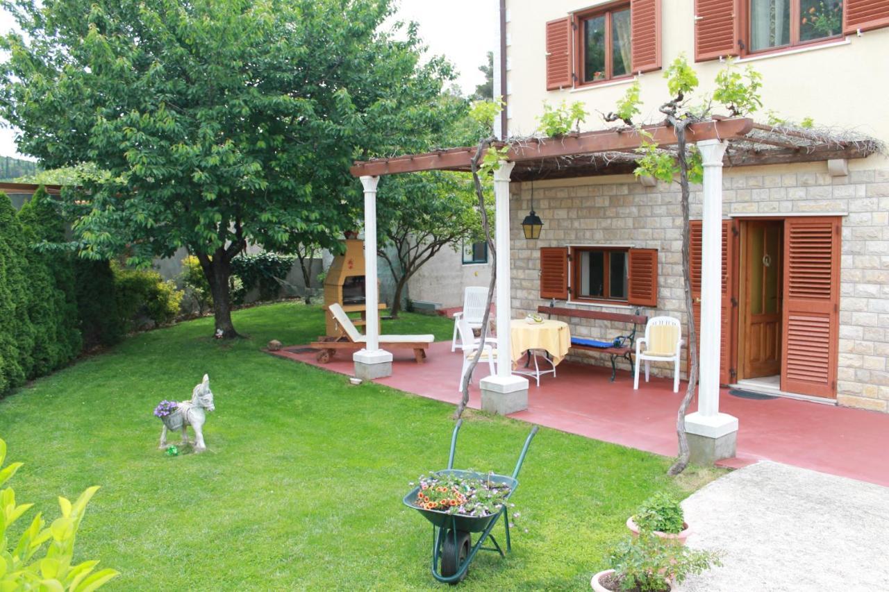 Karin Garden'S Apartment