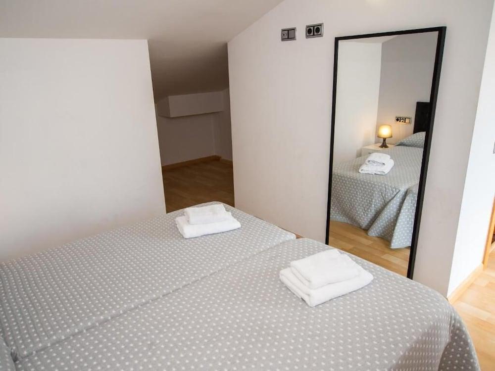 Lucas House by Sitges Group