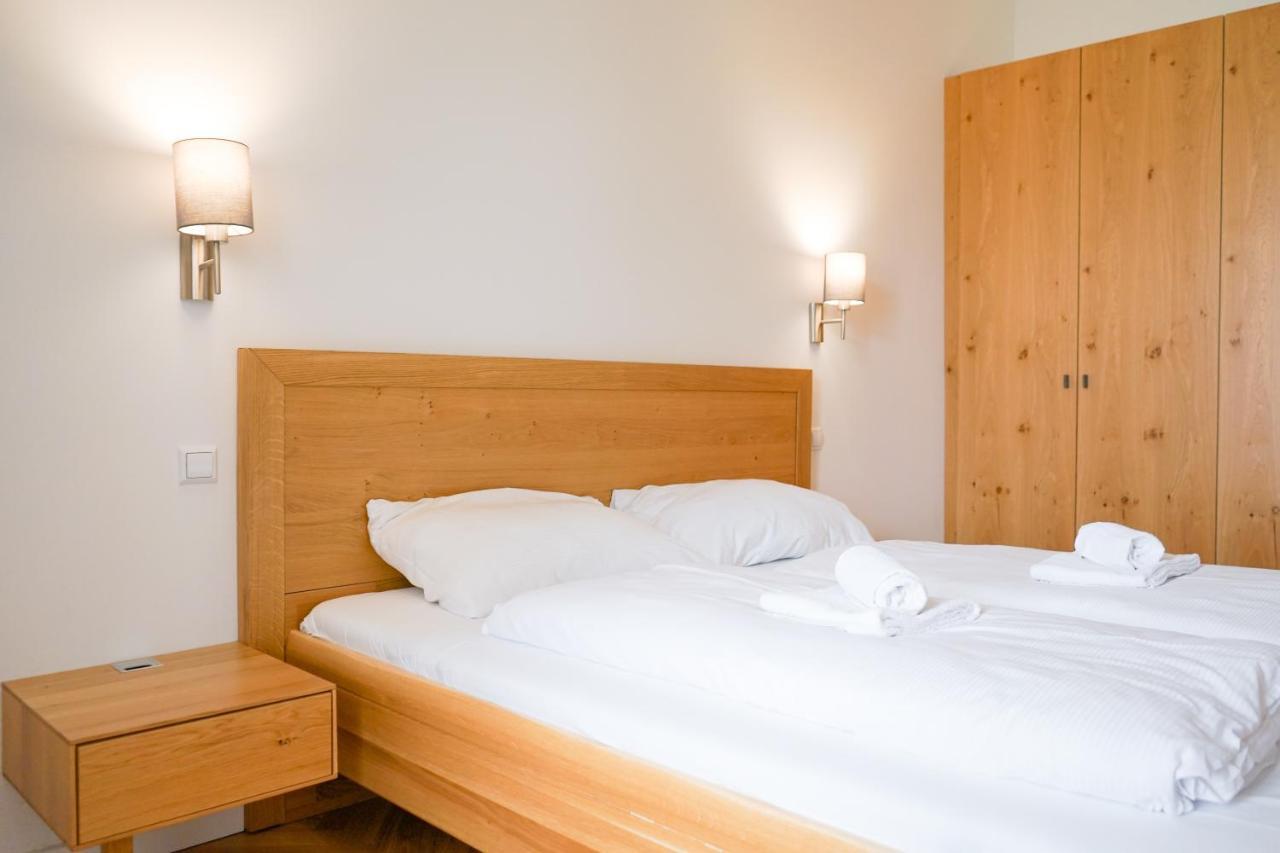 Nadland Apartments B7 1