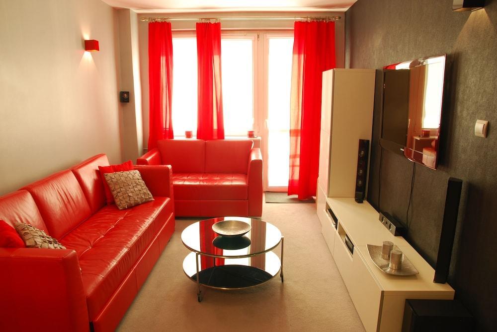 Good Time Apartments Zgoda 1