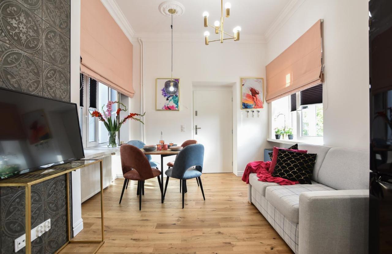 Shortstaypoland Gorskiego (B33)