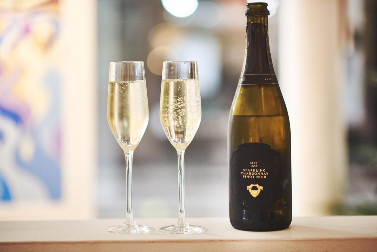 Luxury Apartment 60 2