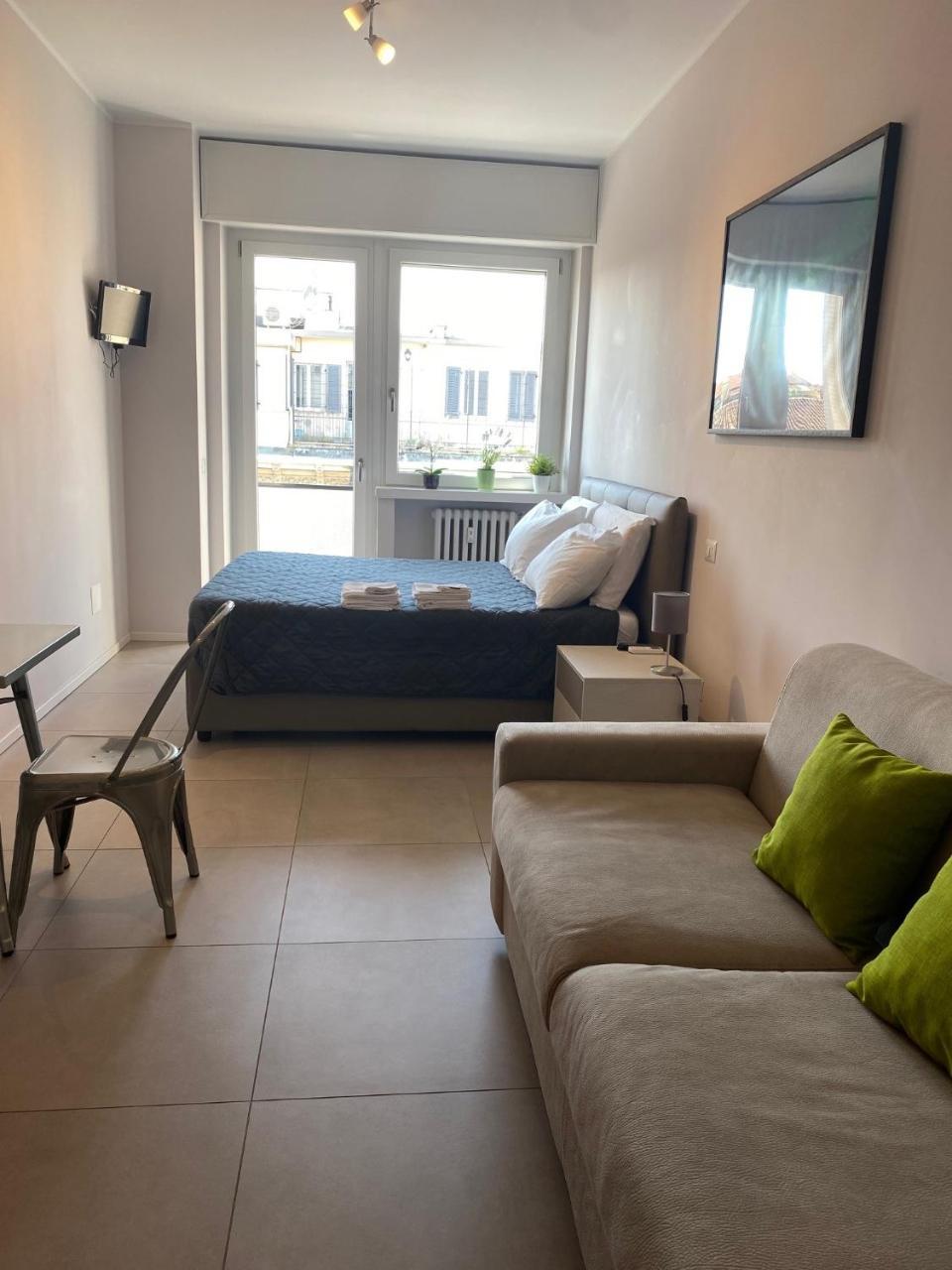 Bright Place Navigli 2