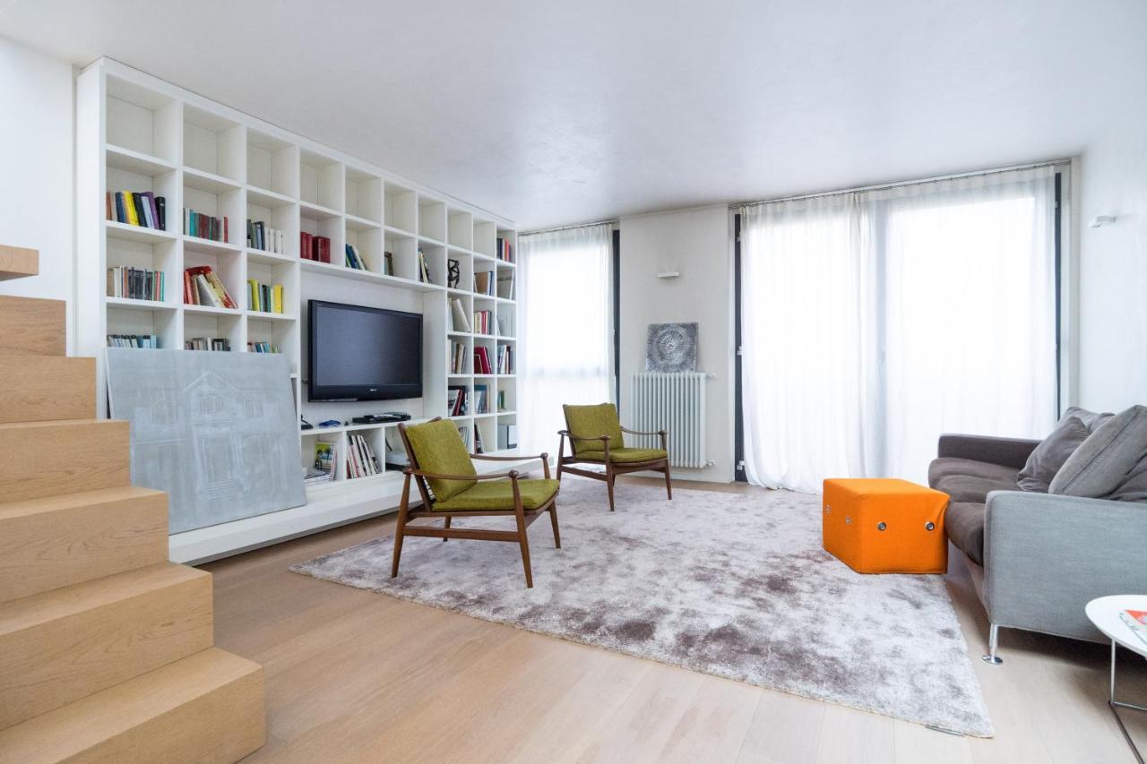 Center Design House 1