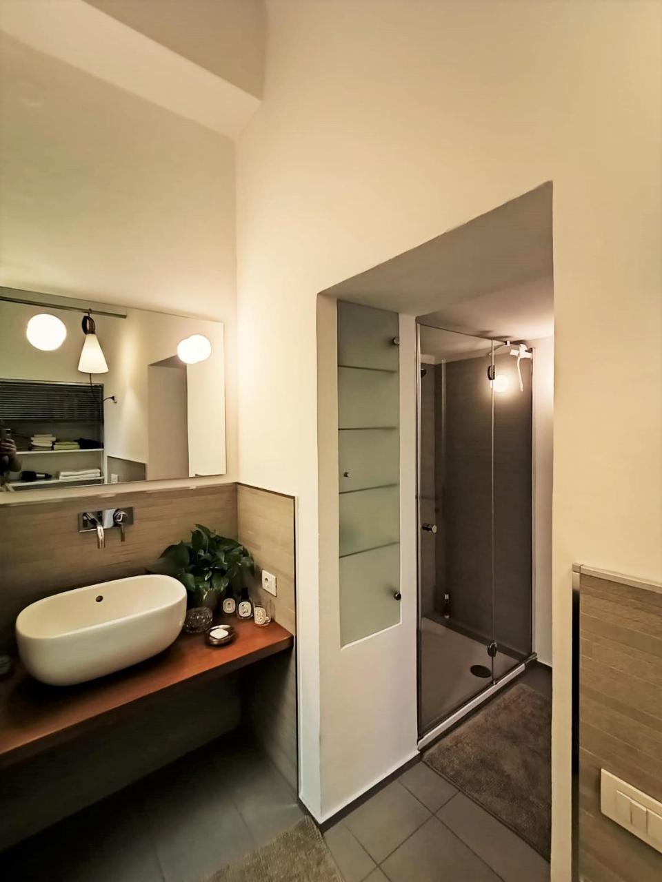 Charming Design Apartment Into Navigli District 2