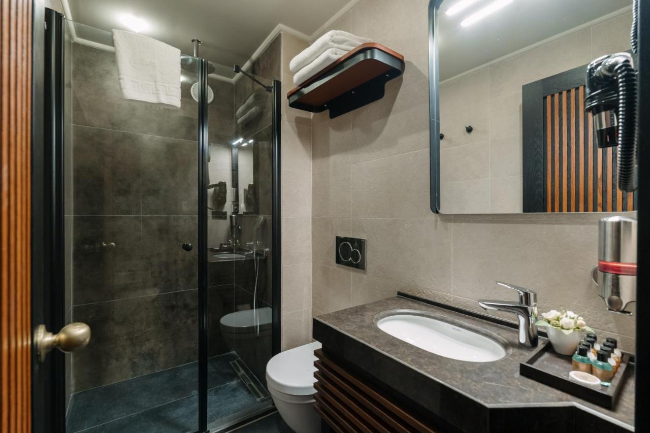 Tria Elegance Istanbul 1