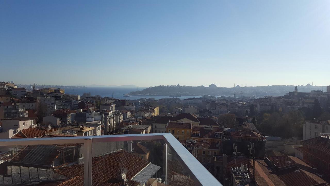 Louis Appartements Pera 1