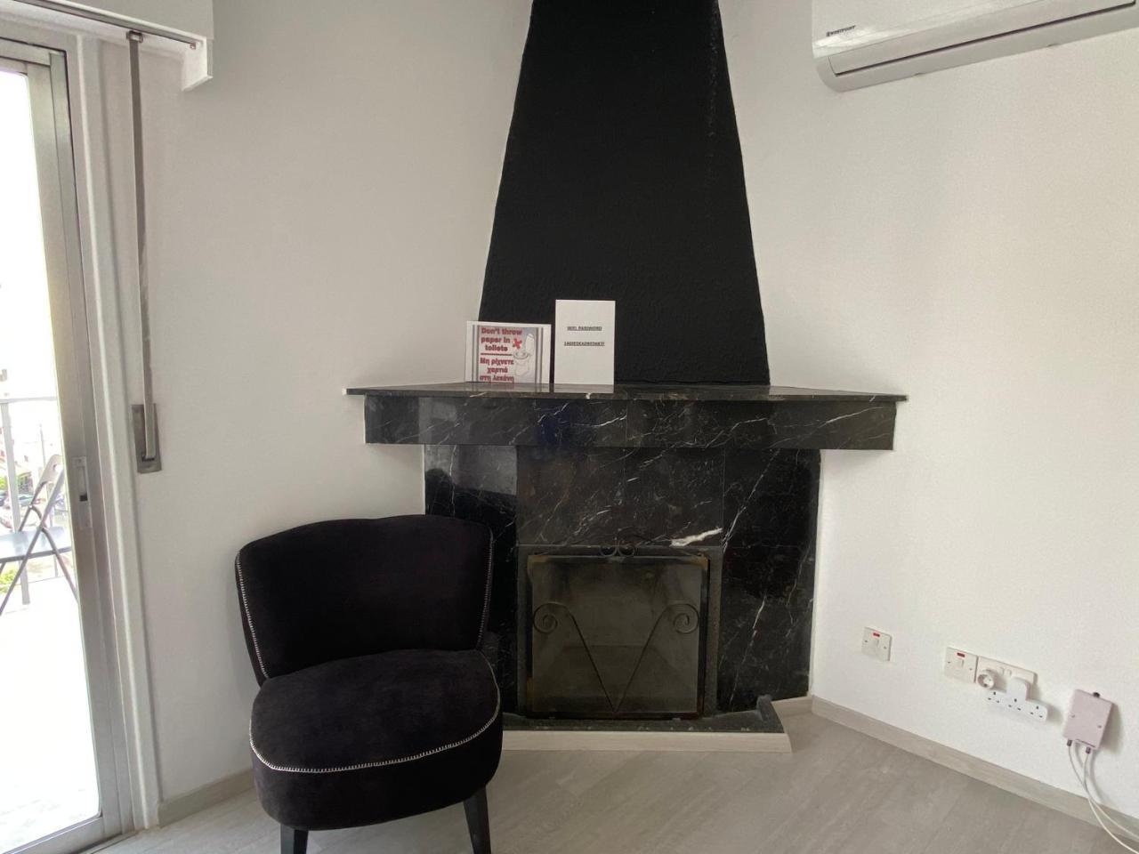 Top Floor Apartment in Nicosia with View! 1