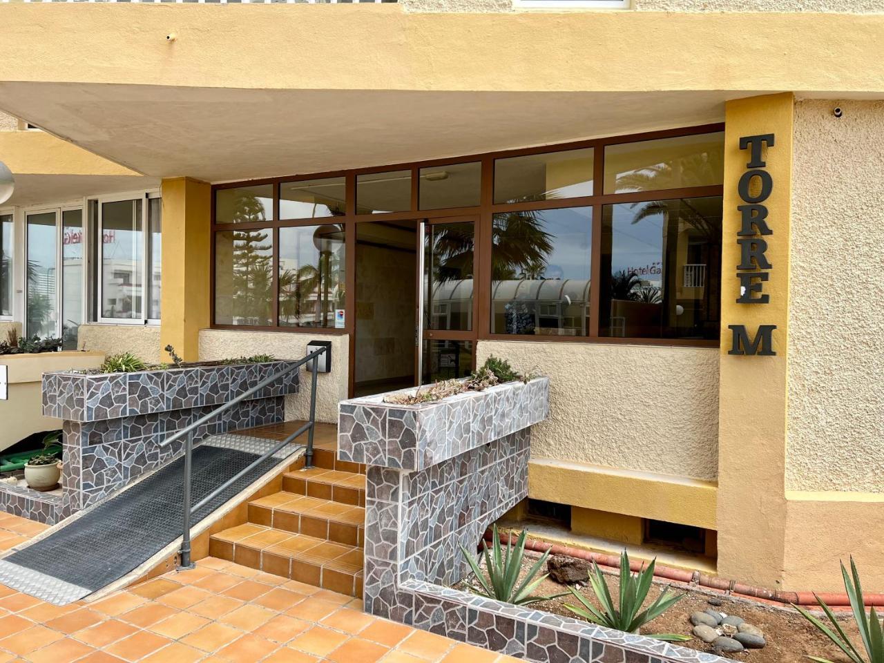 Las Americas Sea View And Beach Apartments 1