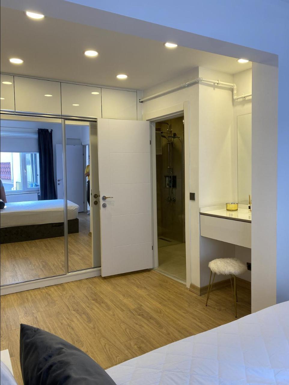 -Ezgi'S Apartment in Center of Cihangir- Beyoglu 2