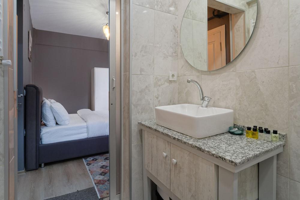 Cozy Central Apt 1br Near Galataport 2