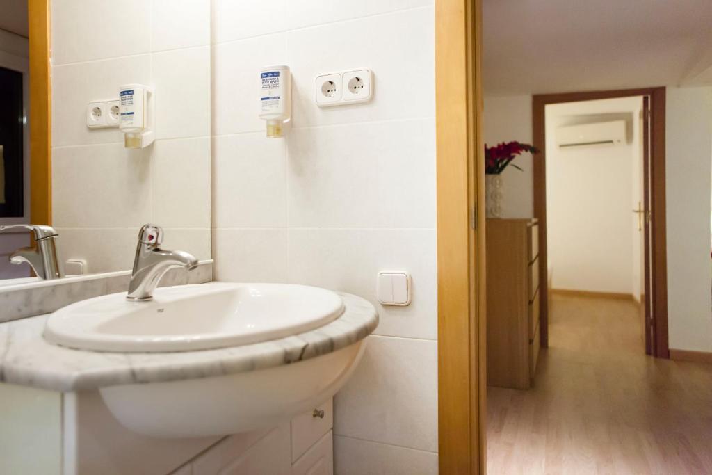 Ramblas Bacardi Apartments 2