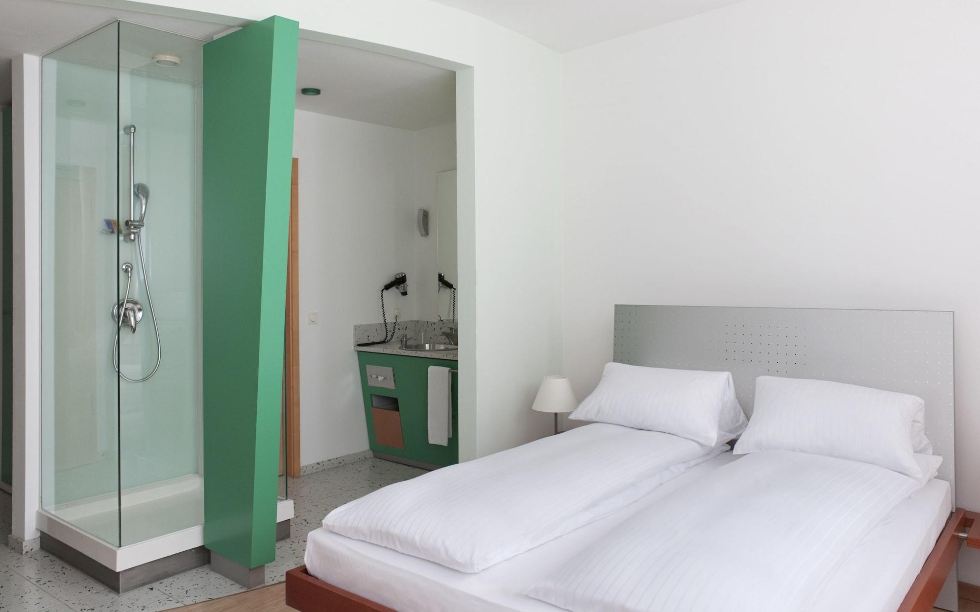 Four Munich Neue Messe 1