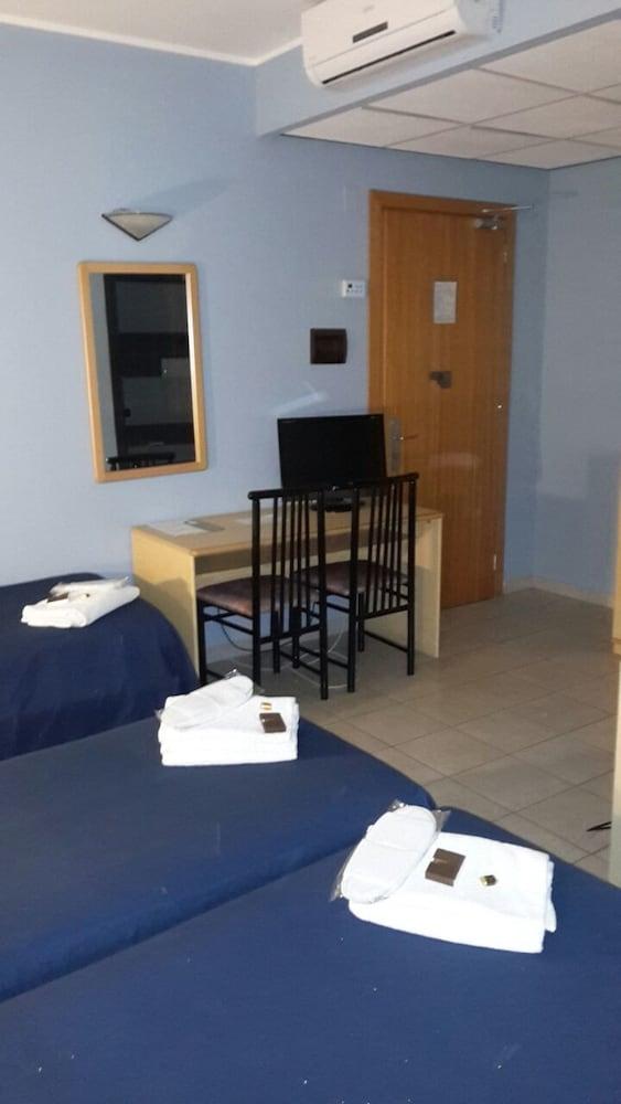 Fly Hotel Cagliari 1