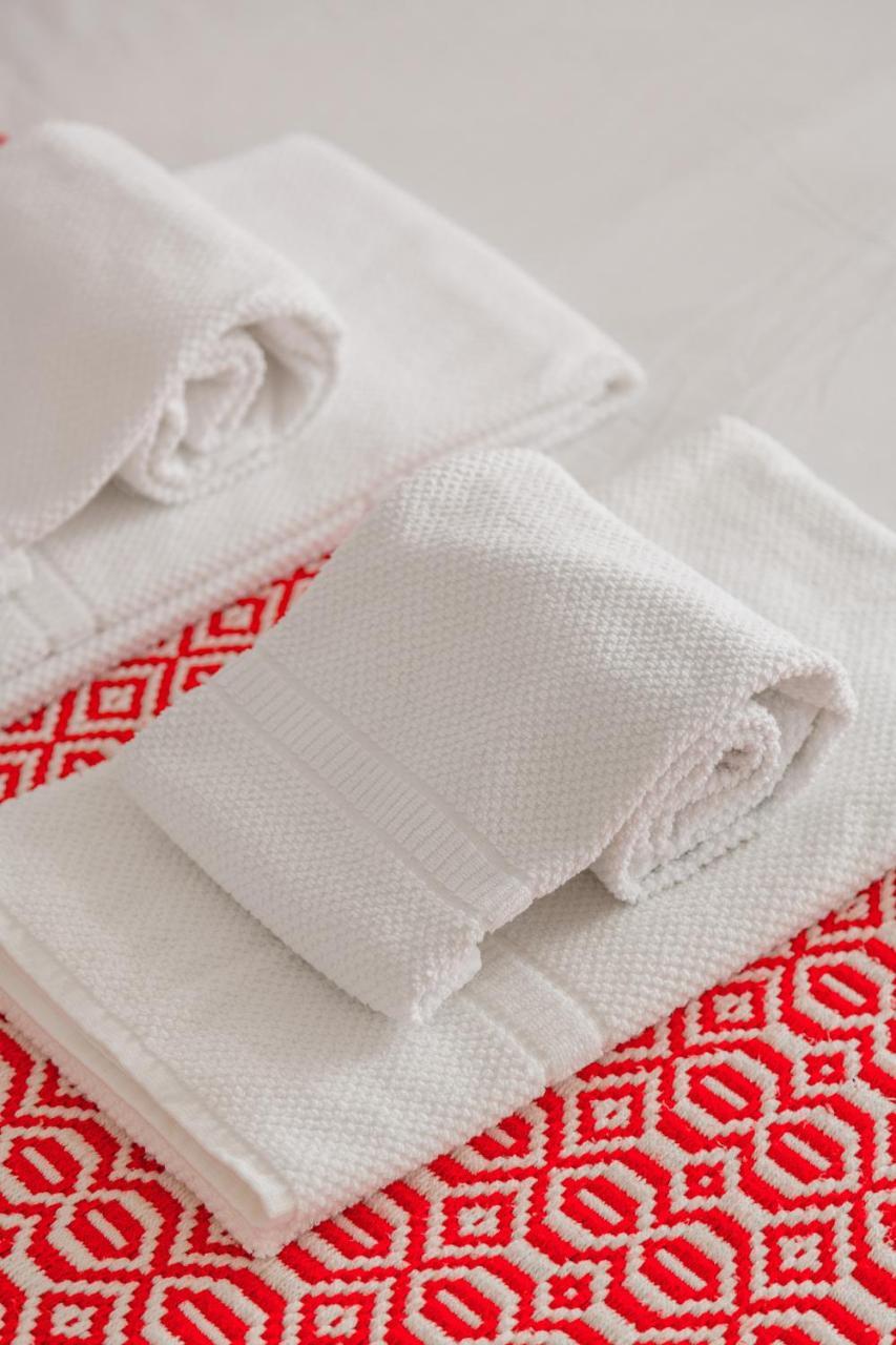 Spacious, Bright And Sunny Apartment, by Timecooler 2