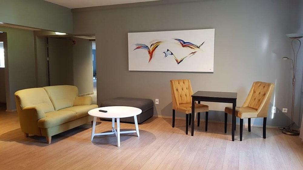 Hotel Asbru by Keflavik Airport 2